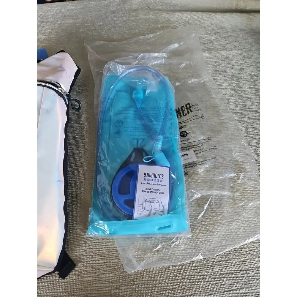 Sojourner Hydration Backpack Holographic Silver Reflective 2L Bladder Run Hiking